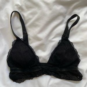 Victoria’s Secret Black lace and velvet bralette